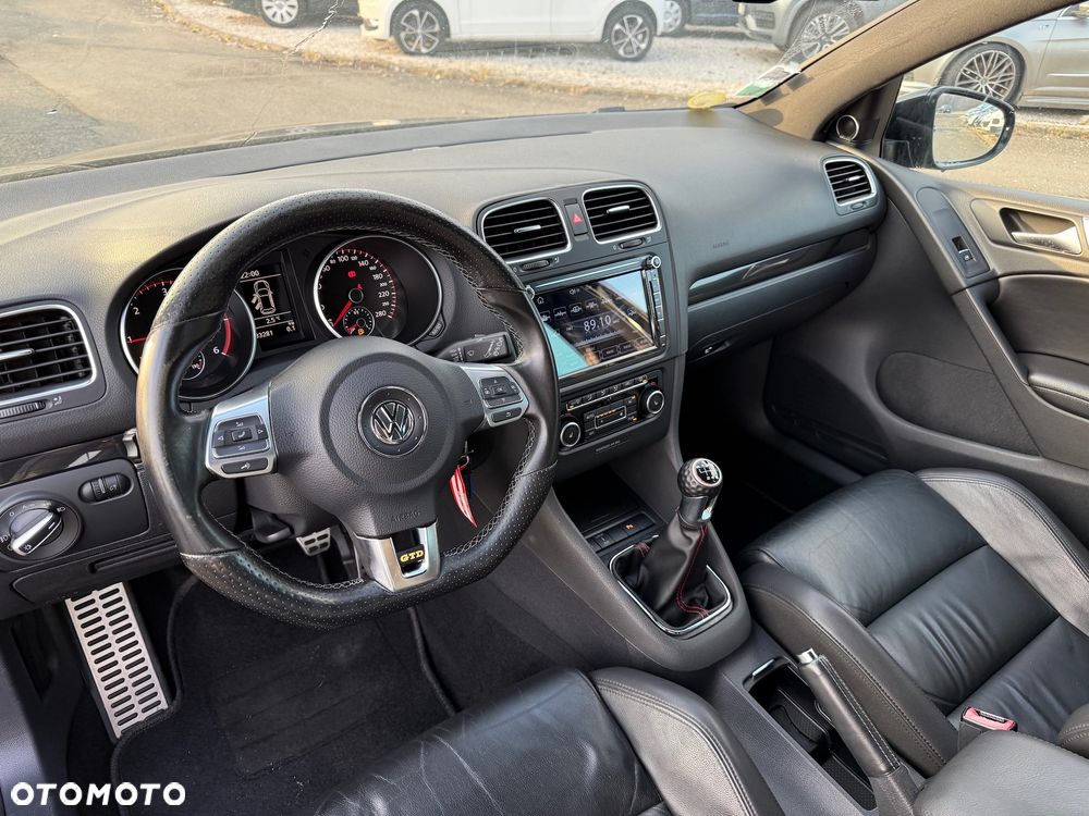 Volkswagen Golf 2.0 TDI DPF GTD - 12