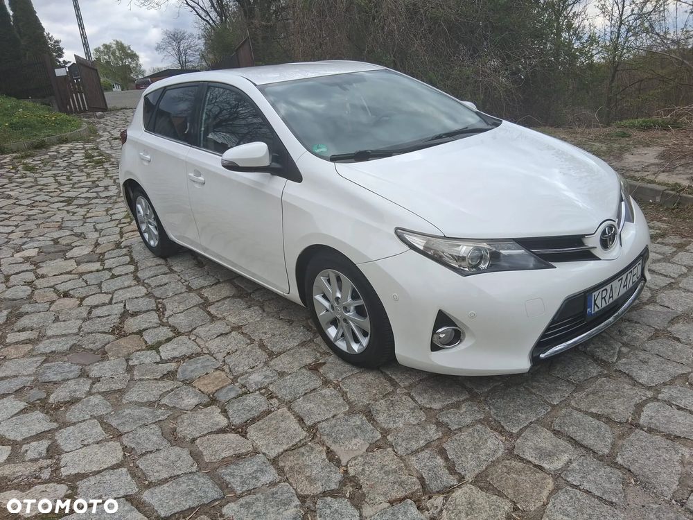 Toyota Auris 2.0 D-4D Comfort - 5