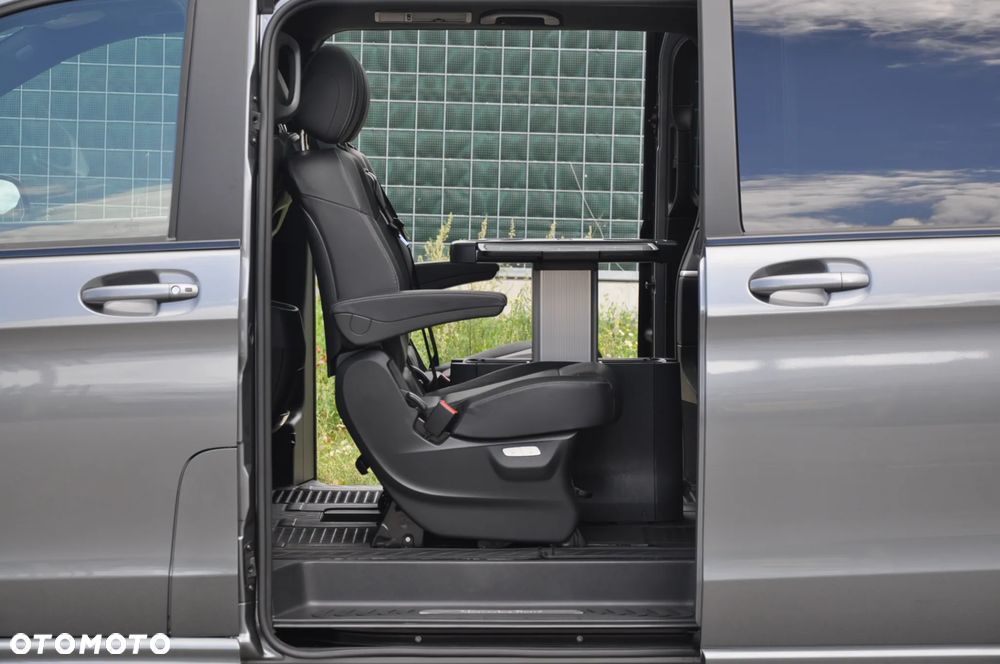 Mercedes-Benz Klasa V 300 d 4-Matic Exclusive 9G-Tronic (d³ugi) - 15