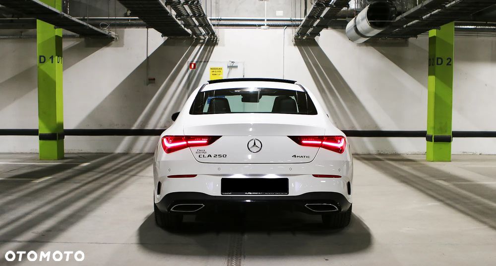 Mercedes-Benz CLA 250 4Matic 7G-DCT AMG Line - 15