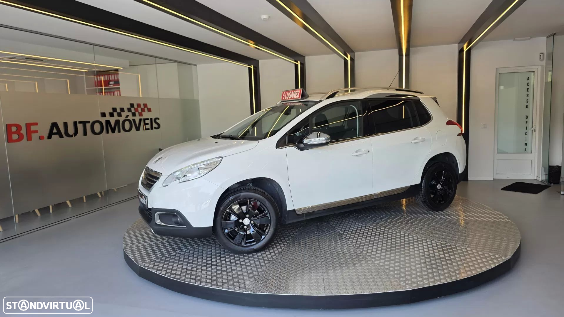 Peugeot 2008 1.4 HDi Allure - 2
