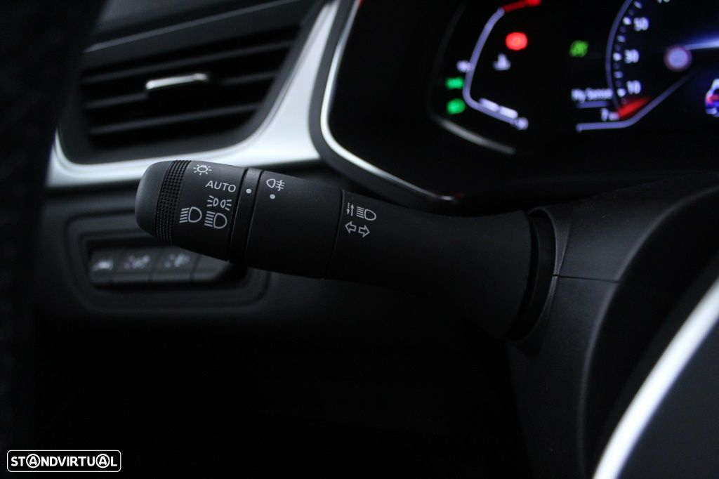 Renault Captur 1.0 TCe Techno - 24
