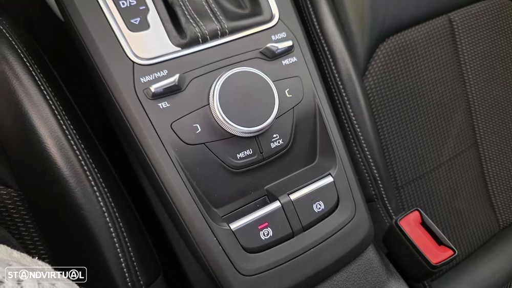 Audi Q2 30 TDI S-line S tronic - 55