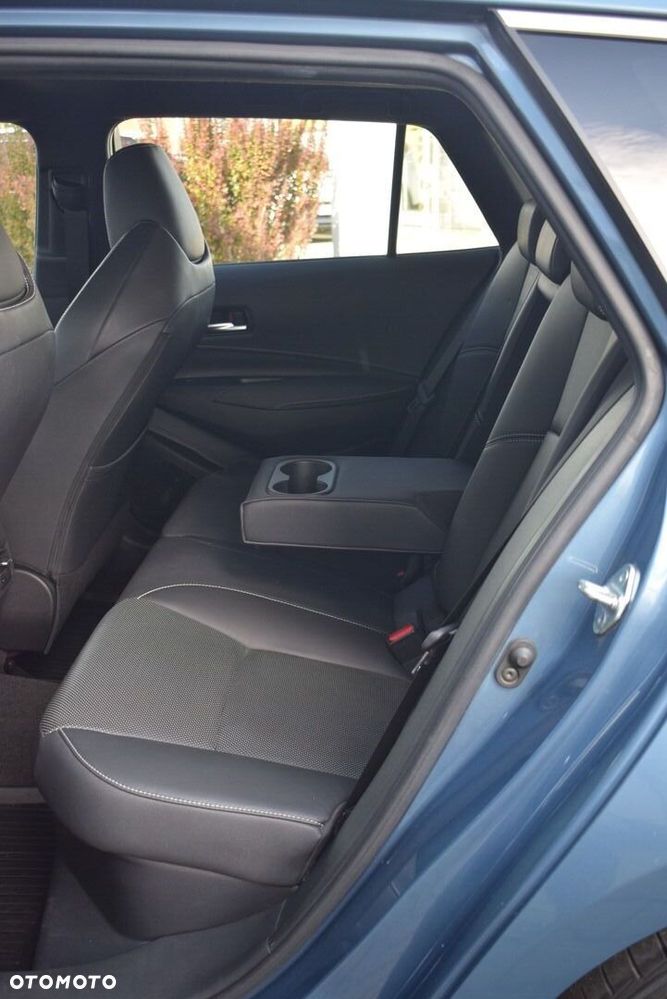 Toyota Corolla - 17