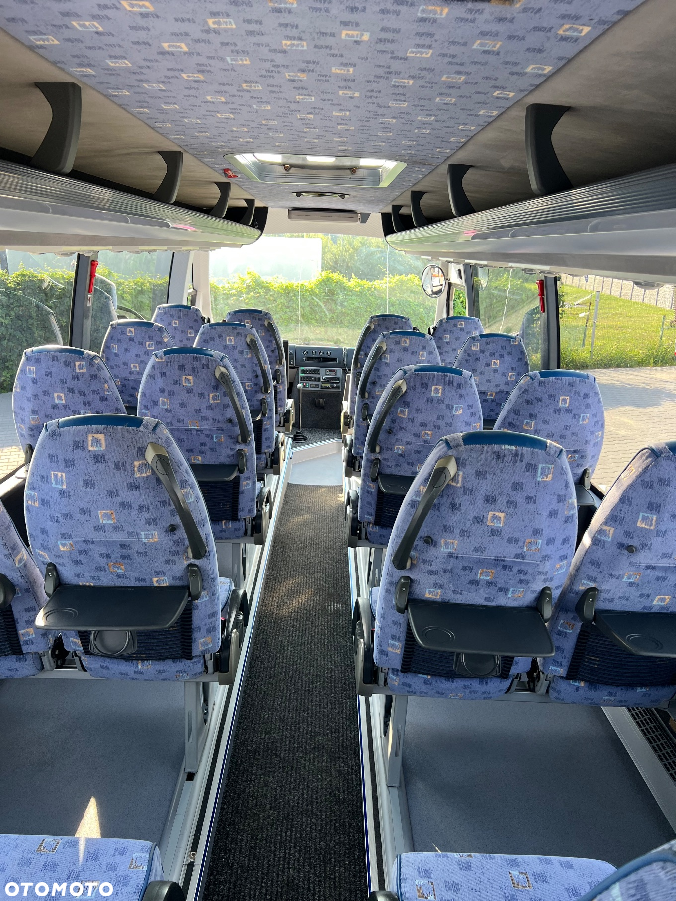 Mercedes-Benz Vario 818 - 13