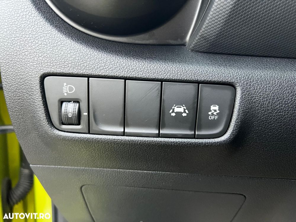 Hyundai KONA - 20