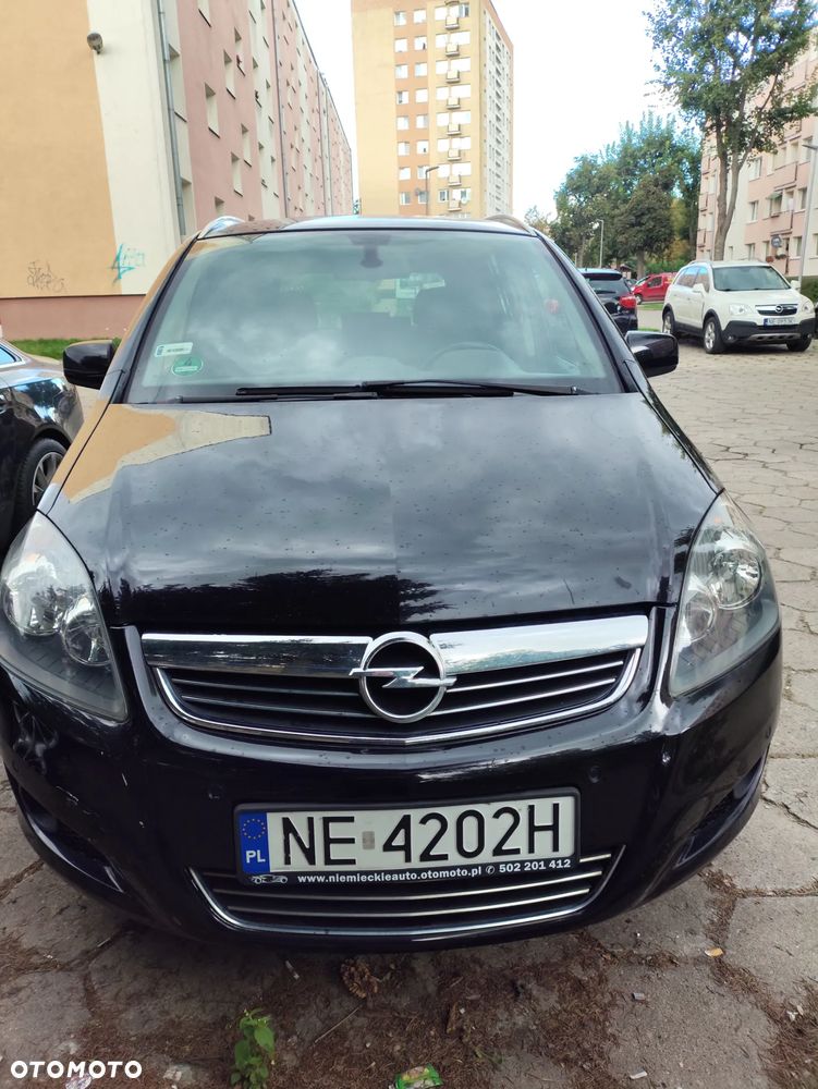 Opel Zafira 1.6 Enjoy - 1