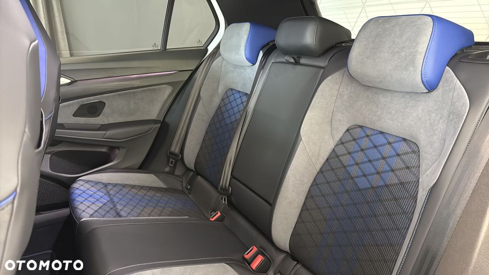 Volkswagen Golf 2.0 TSI 4Motion R DSG - 17