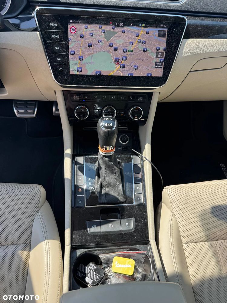 Skoda Superb 2.0 TDI 4x4 L&K DSG - 16