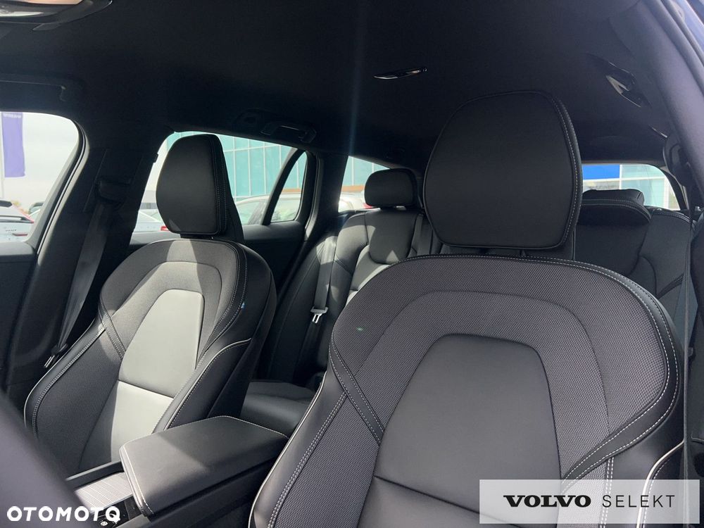 Volvo V60 B4 B Plus Dark - 19