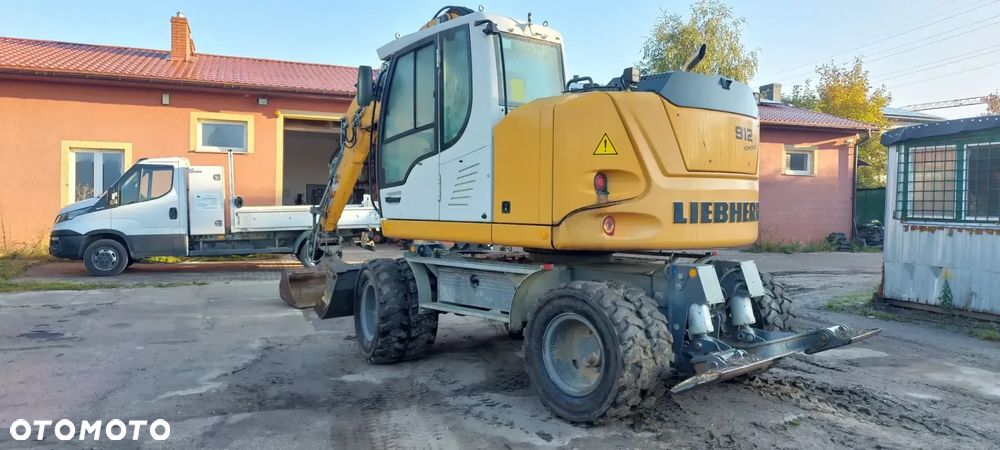 Liebherr A 912 Compact Litronic - 24
