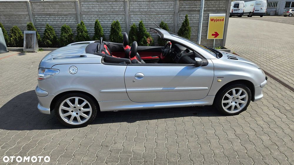 Peugeot 206 CC - 2