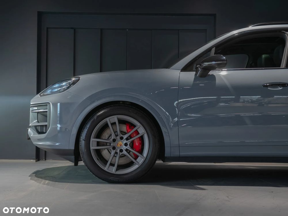 Porsche Cayenne - 9