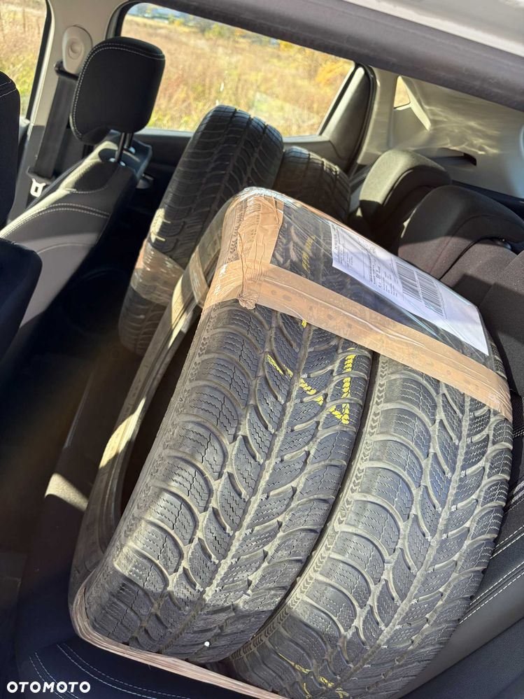 Renault Clio - 12
