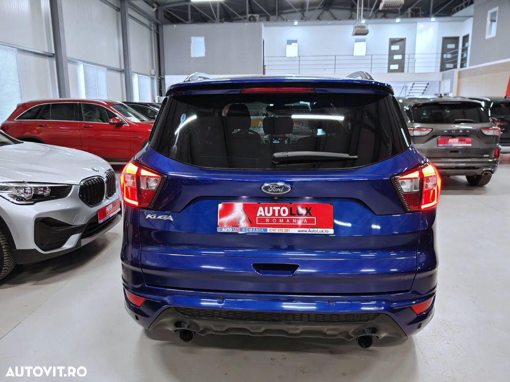 Ford Kuga 1.5 TDCi 2x4 Aut. ST-Line - 26