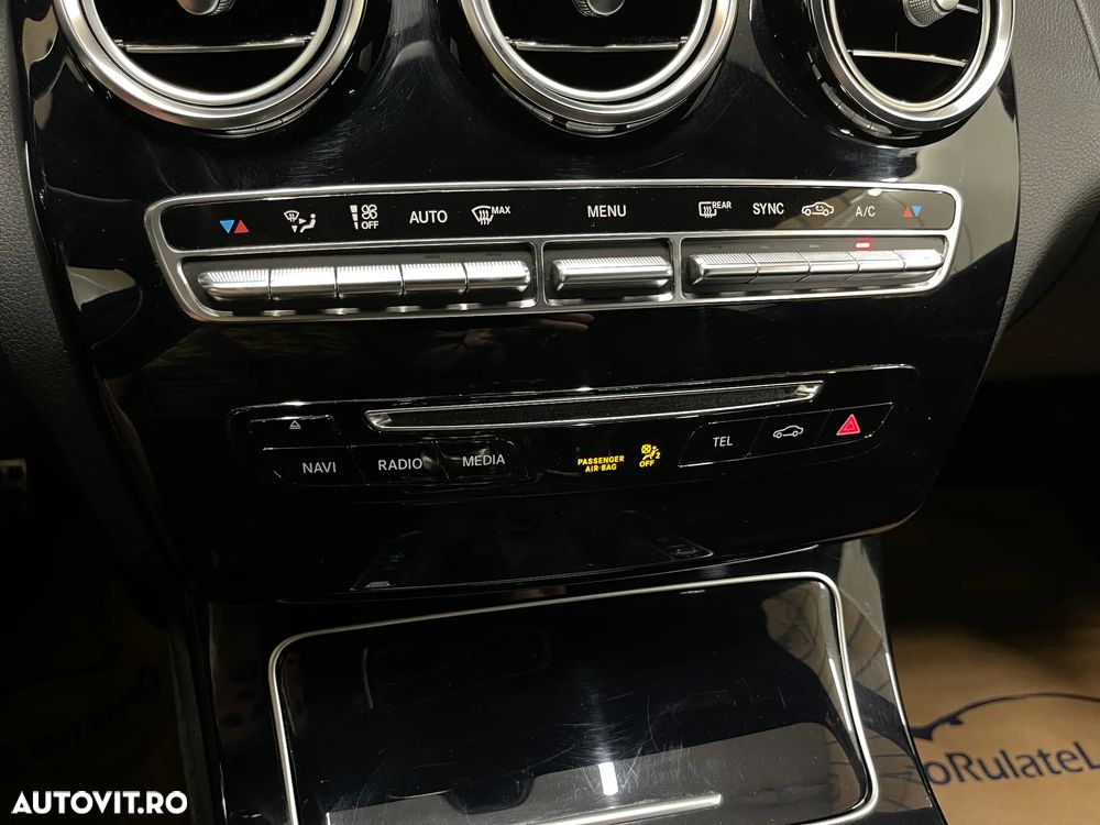 Mercedes-Benz C 200 AMG Line - 17