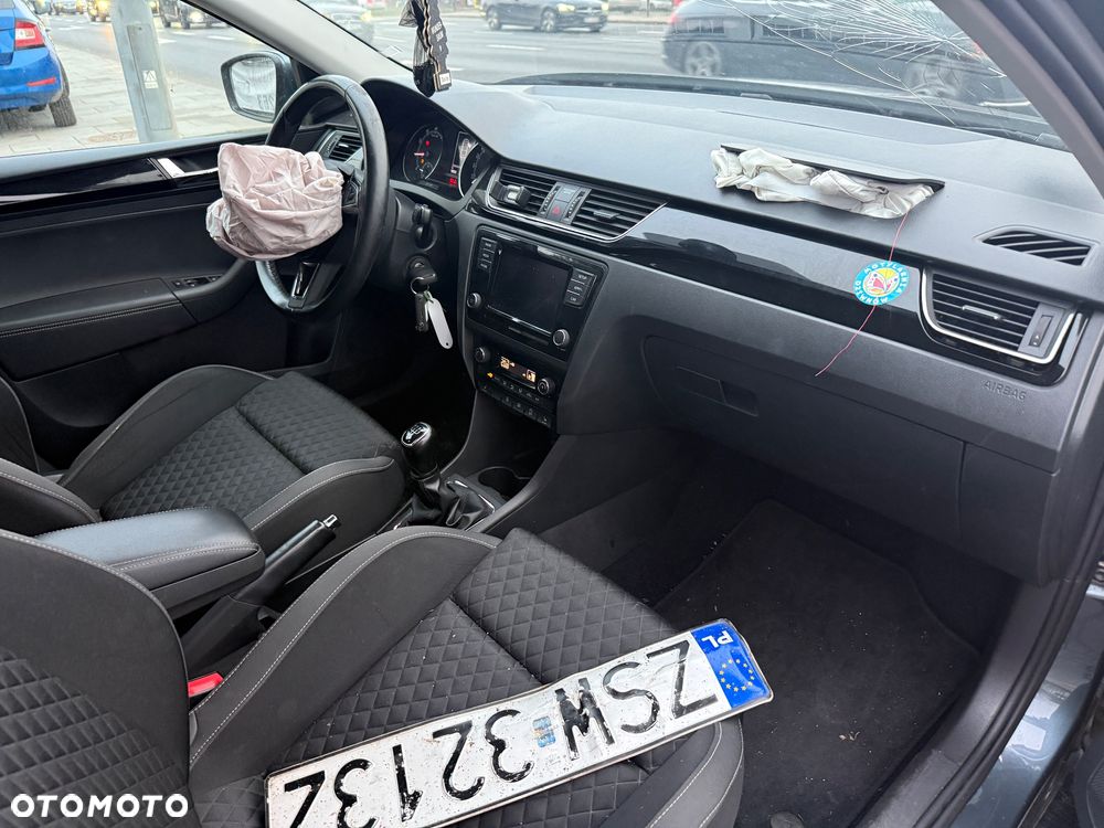 Skoda RAPID 1.0 TSI Ambition - 14