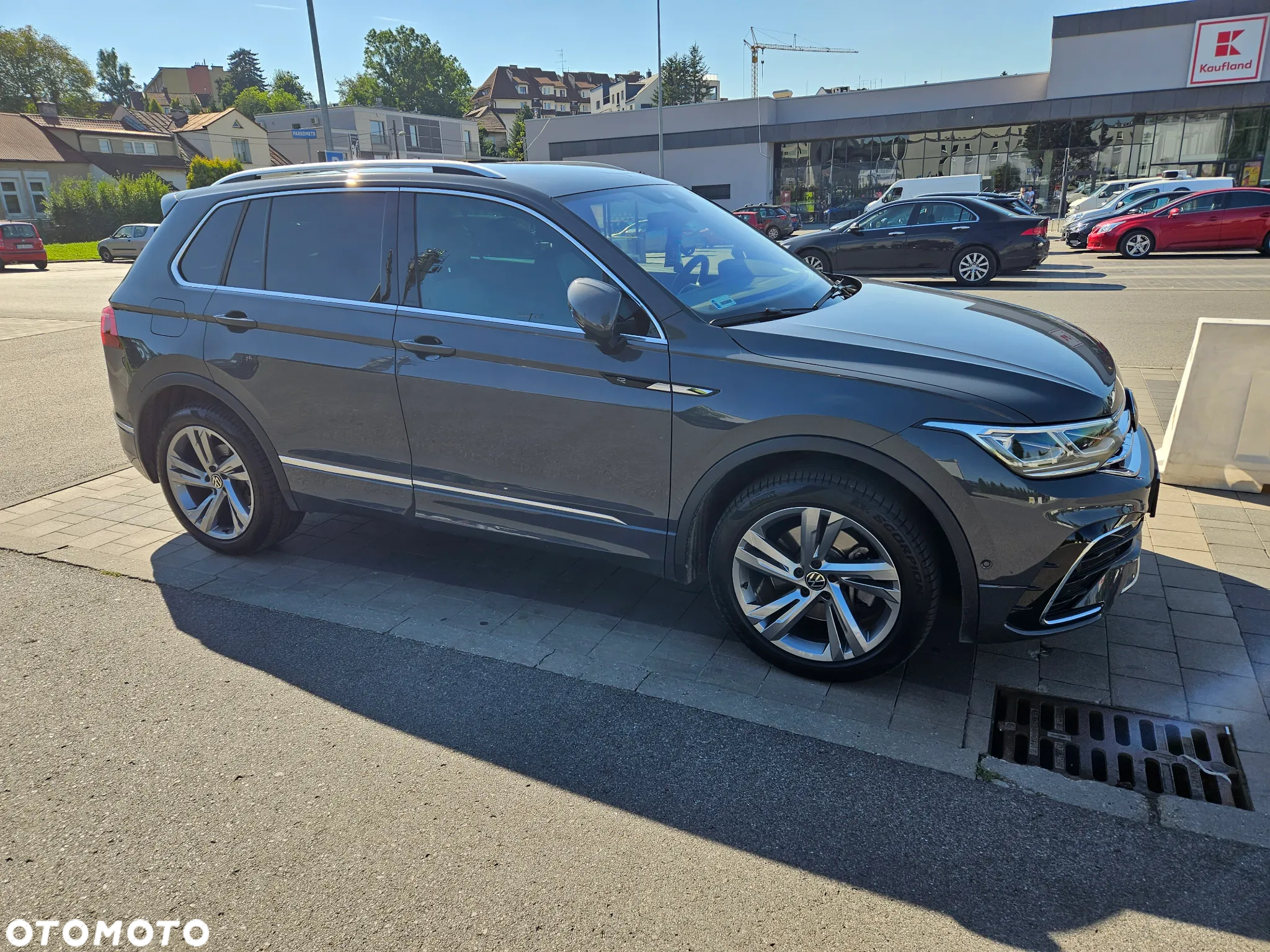 Volkswagen Tiguan 2.0 TDI SCR 4Mot R-Line DSG - 14