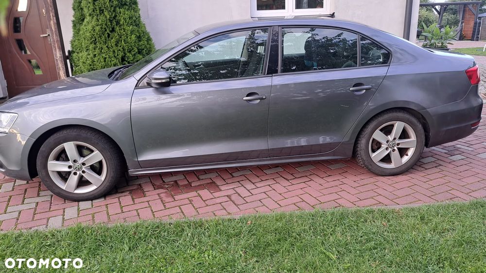 Volkswagen Jetta 1.2 TSI Comfortline CityLine - 3