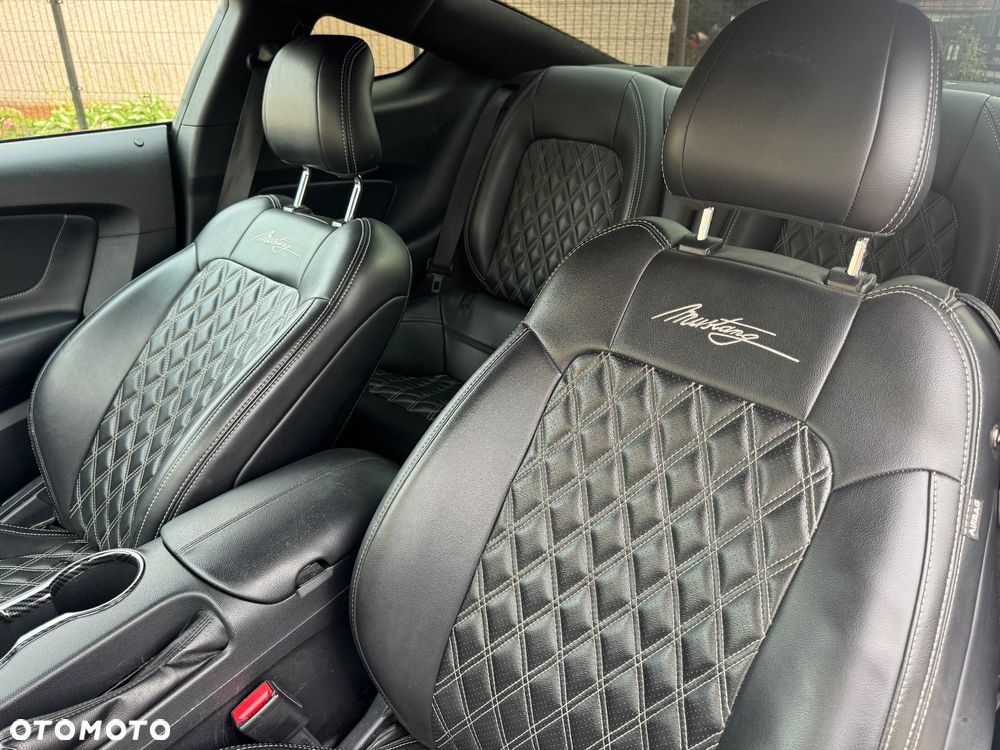 Ford Mustang 3.7 V6 Premium - 7