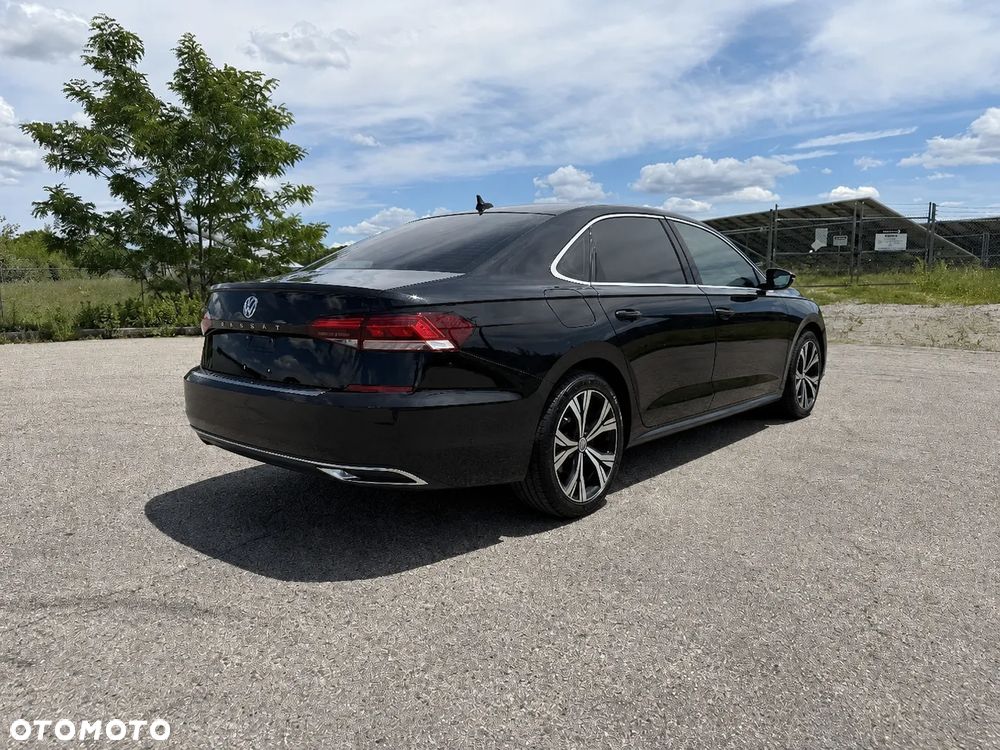 Volkswagen Passat - 6
