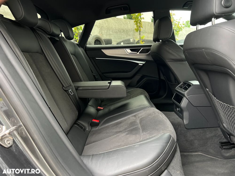 Audi A7 55 TFSIe quattro S tronic - 11