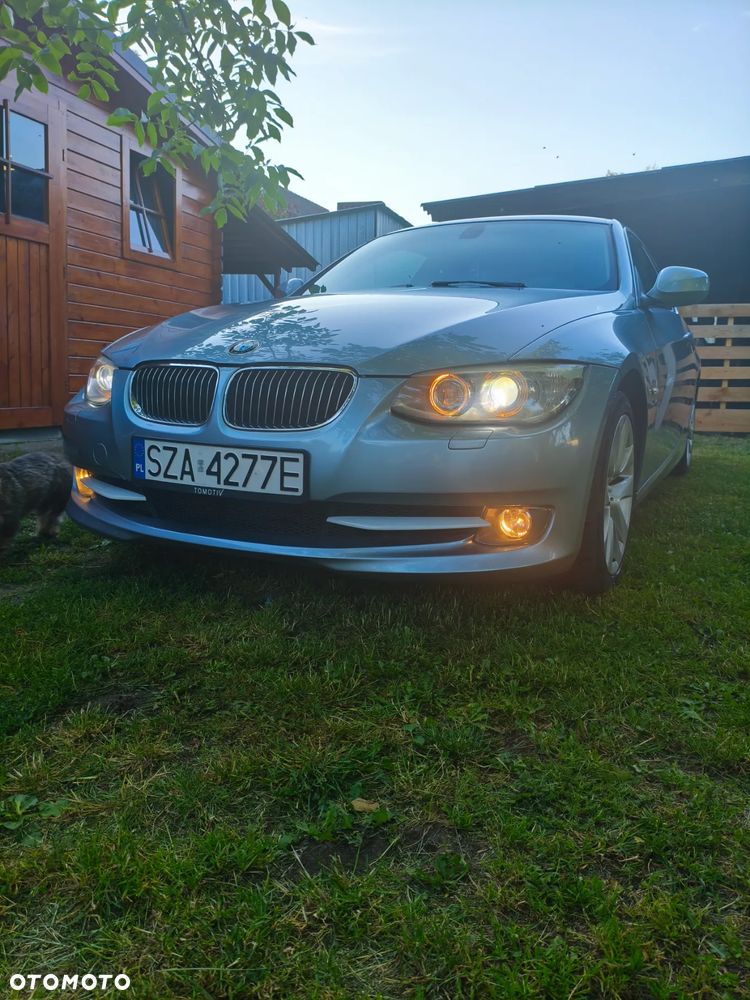 BMW Seria 3 330d xDrive - 34