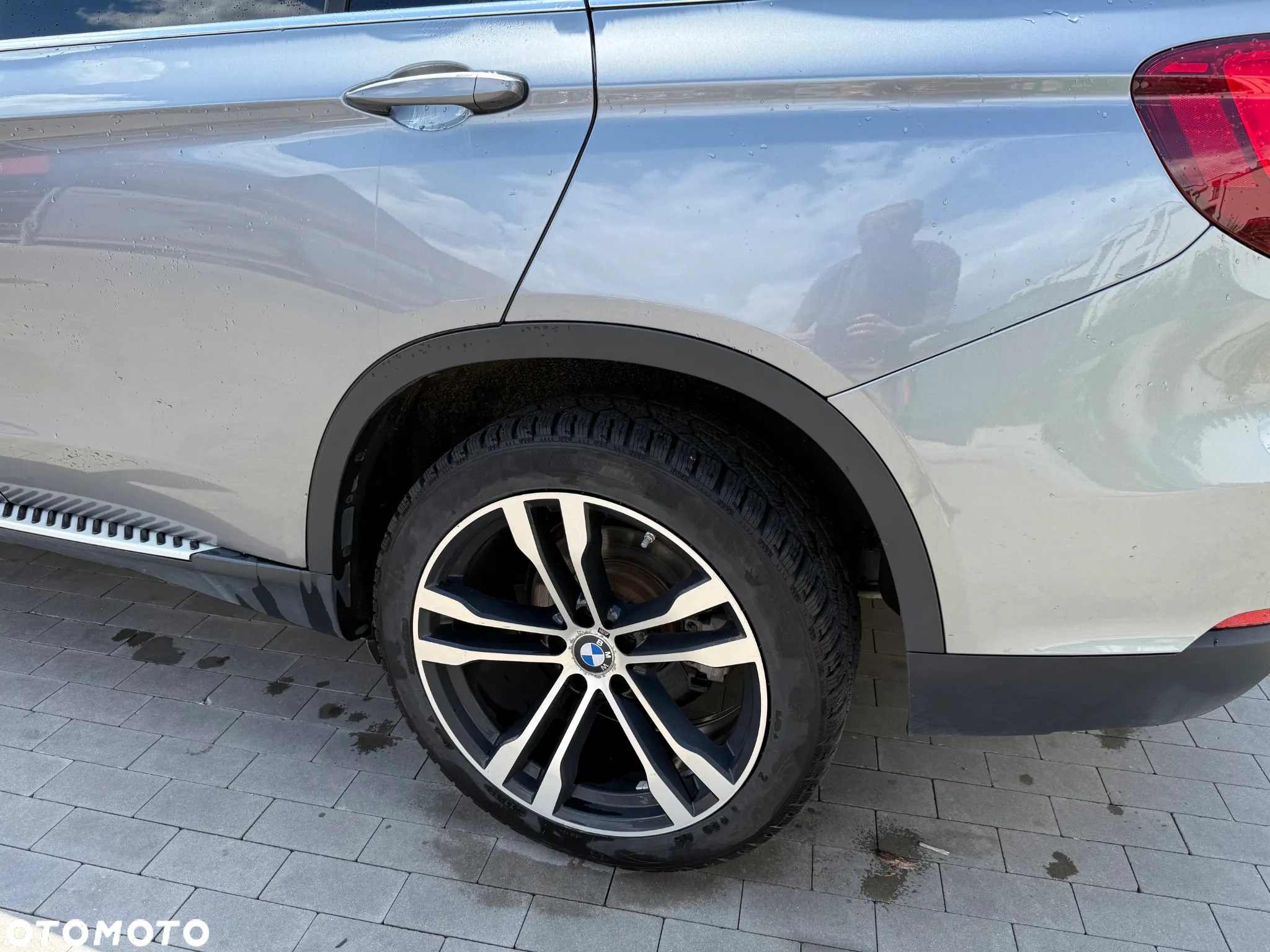 BMW X5 xDrive35i - 14