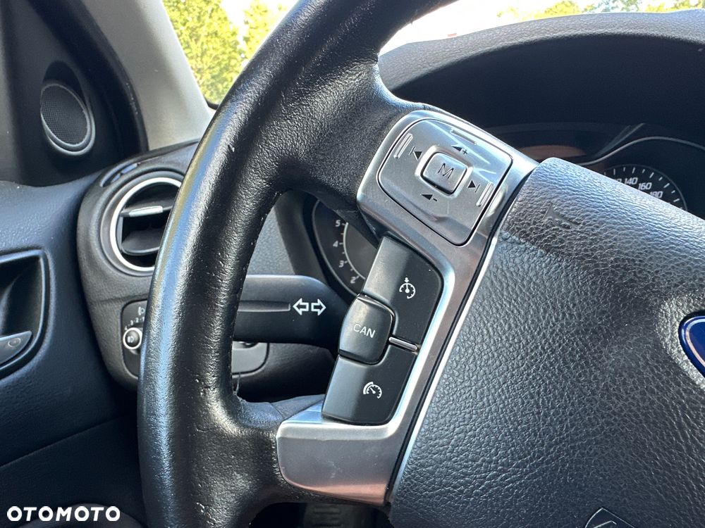 Ford Mondeo 2.0 EcoBoost Titanium X - 26