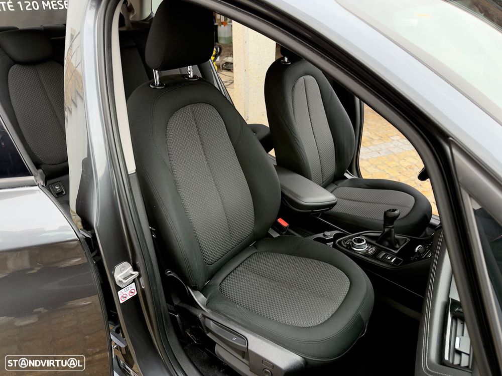 BMW 218 Gran Tourer d 7L Line Luxury - 53