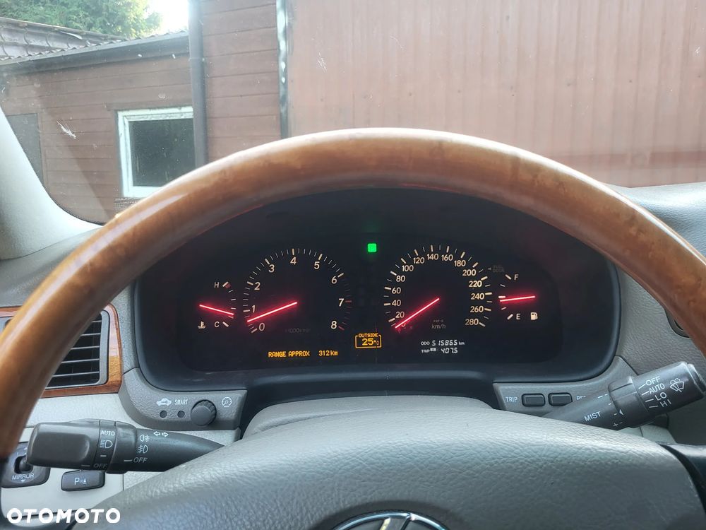 Lexus LS Prezydent - 26