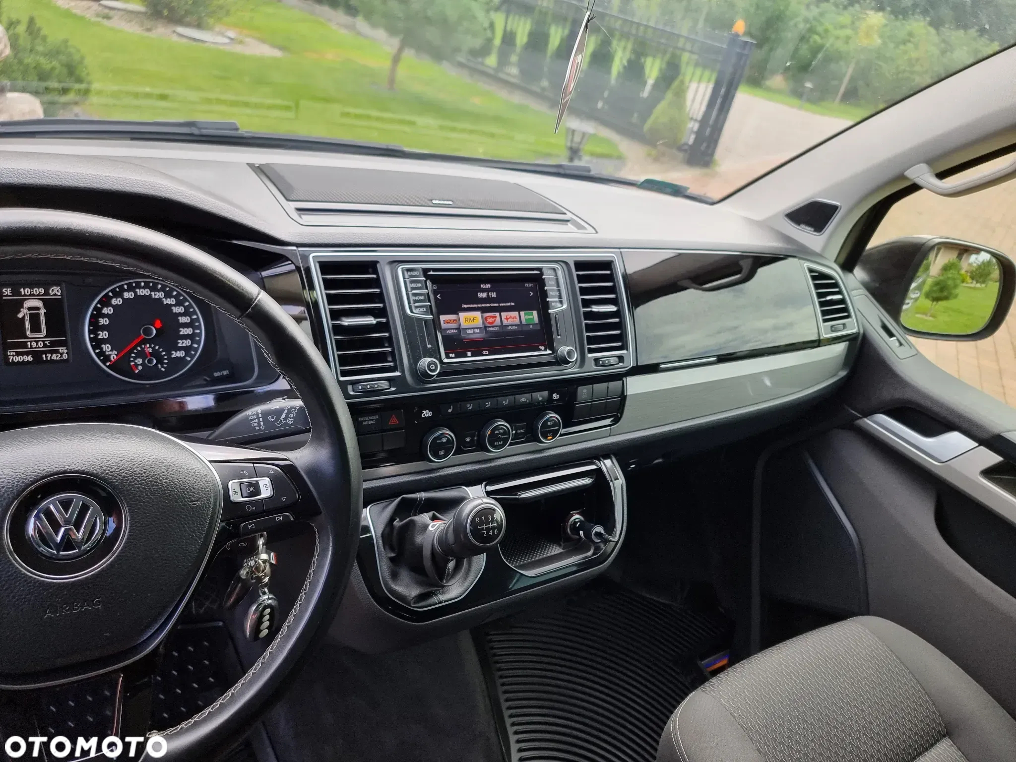 Volkswagen Multivan BiTDI L1 LIFE 4Motion - 19