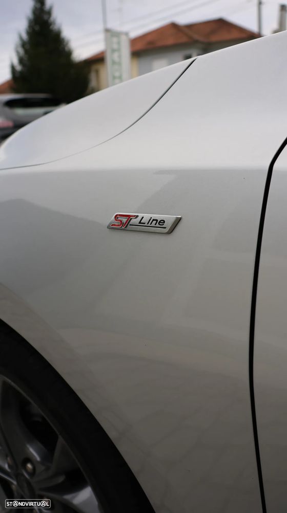 Ford Focus SW 1.5 TDCi EcoBlue ST-Line - 9