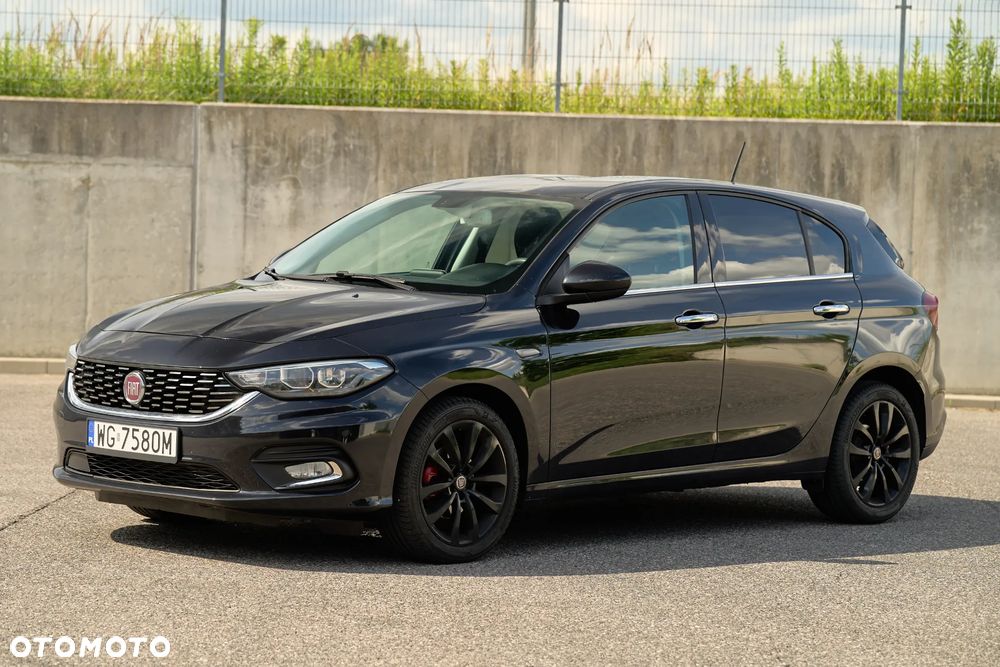 Fiat Tipo 1.6 MultiJet 16v Lounge DDCT - 1