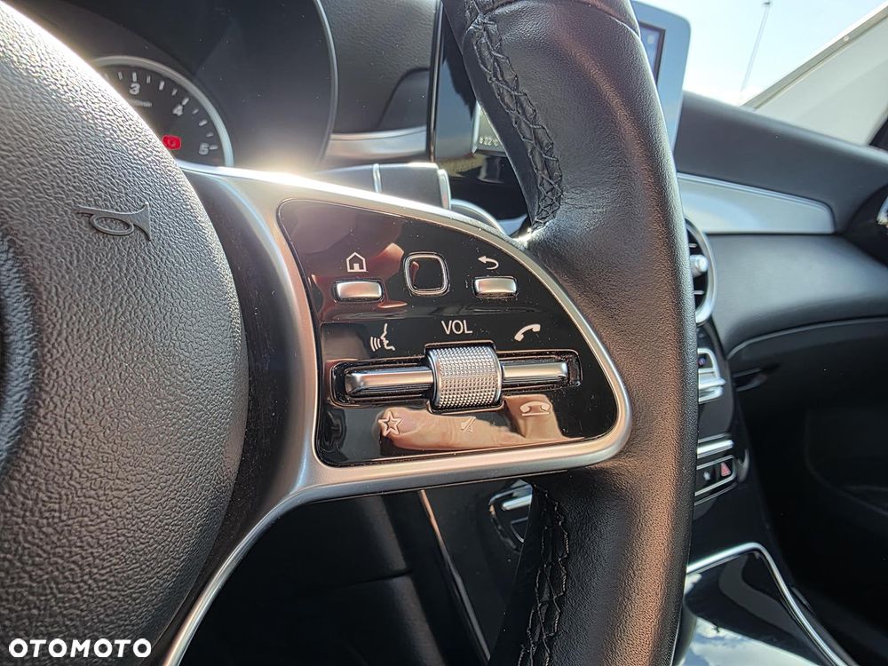 Mercedes-Benz GLC 200 d 4-Matic Business Edition - 23