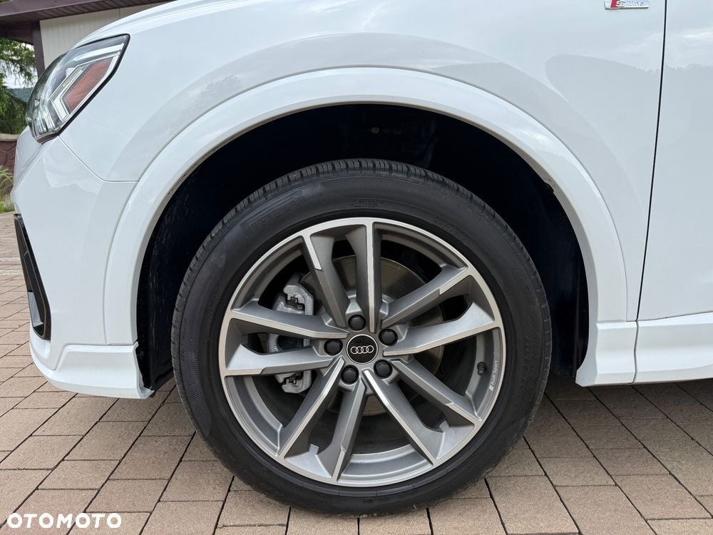 Audi Q3 - 17