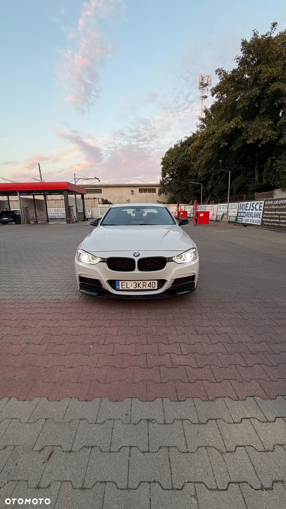 BMW Seria 3 328i xDrive - 9