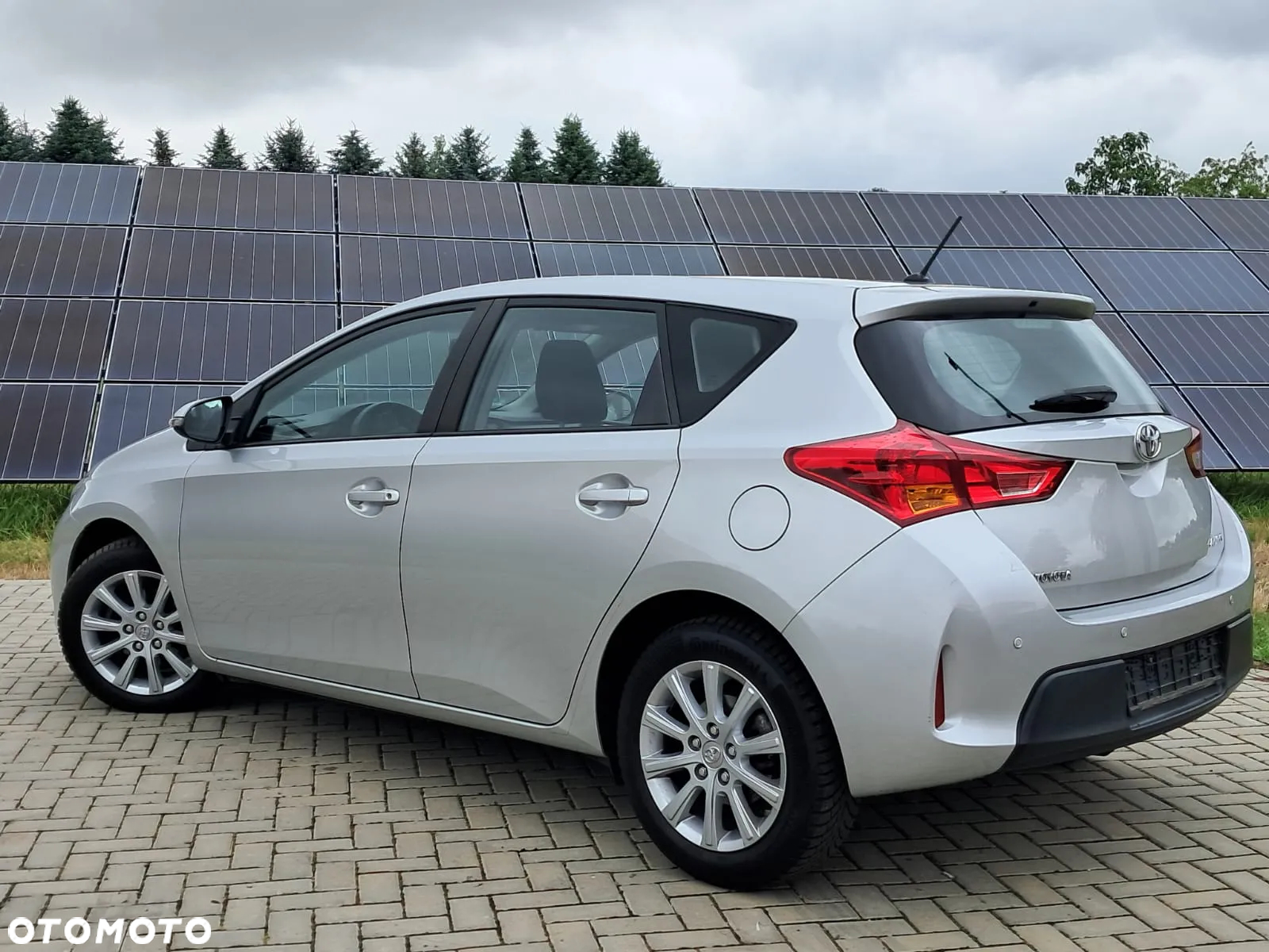 Toyota Auris 1.33 Dual-VVT-i Cool - 14