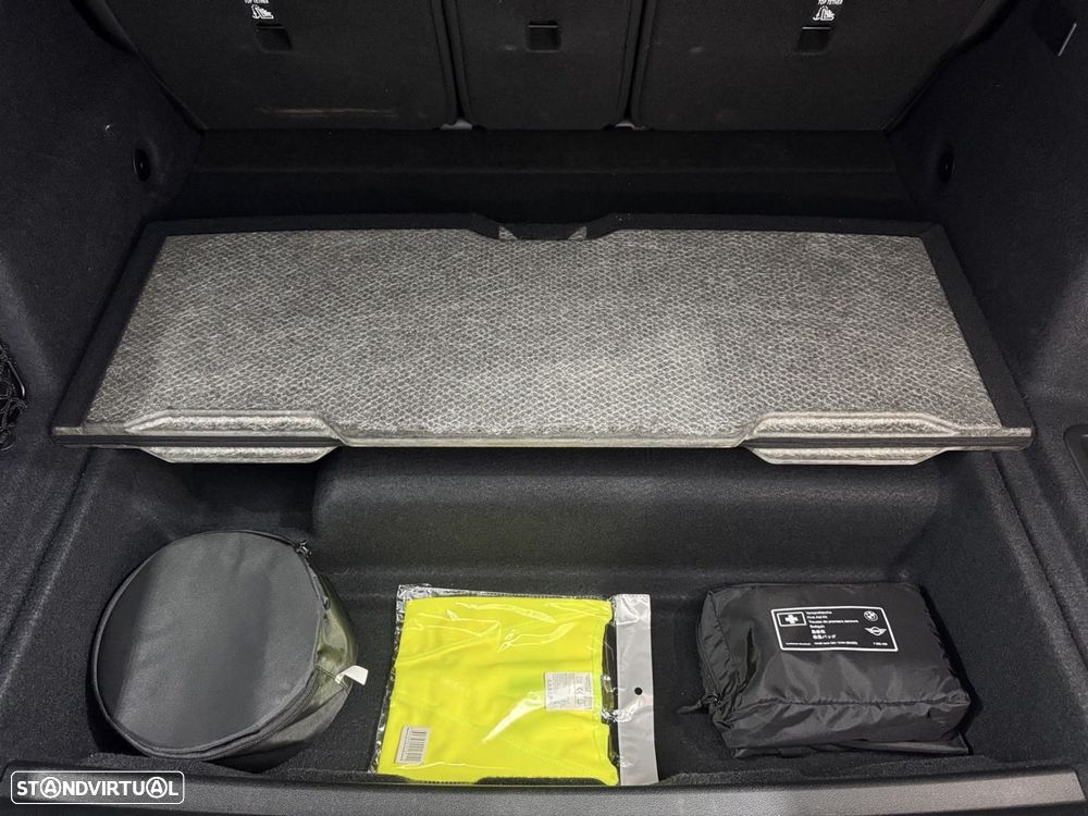 BMW iX2 eDrive20 Pack Desportivo M Pro - 20