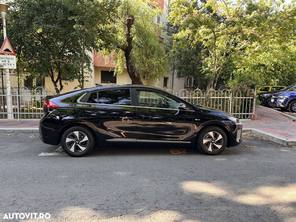 Hyundai IONIQ - 5