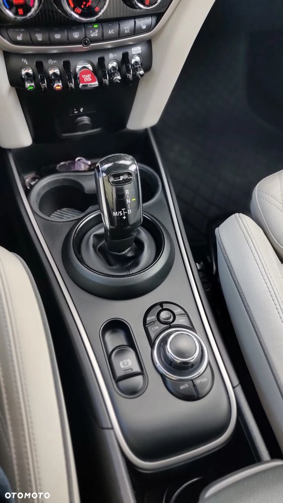 MINI John Cooper Works ALL4 sport - 25