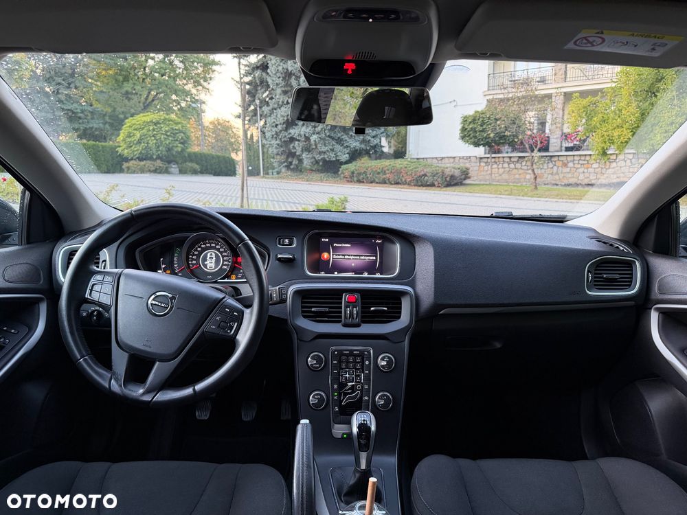 Volvo V40 D2 - 6