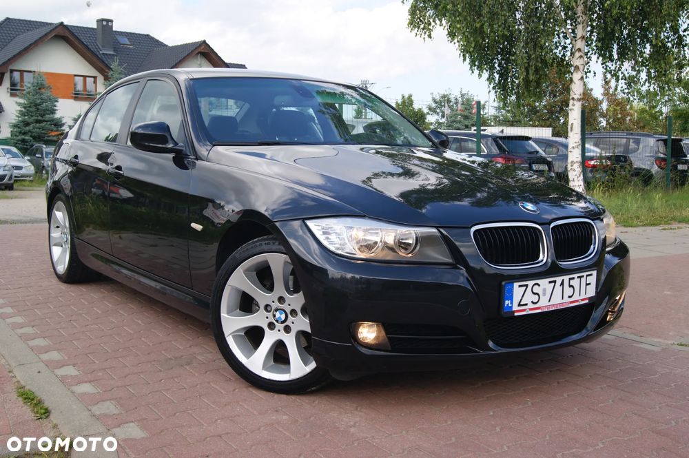 BMW Seria 3 320i Edition Sport - 2