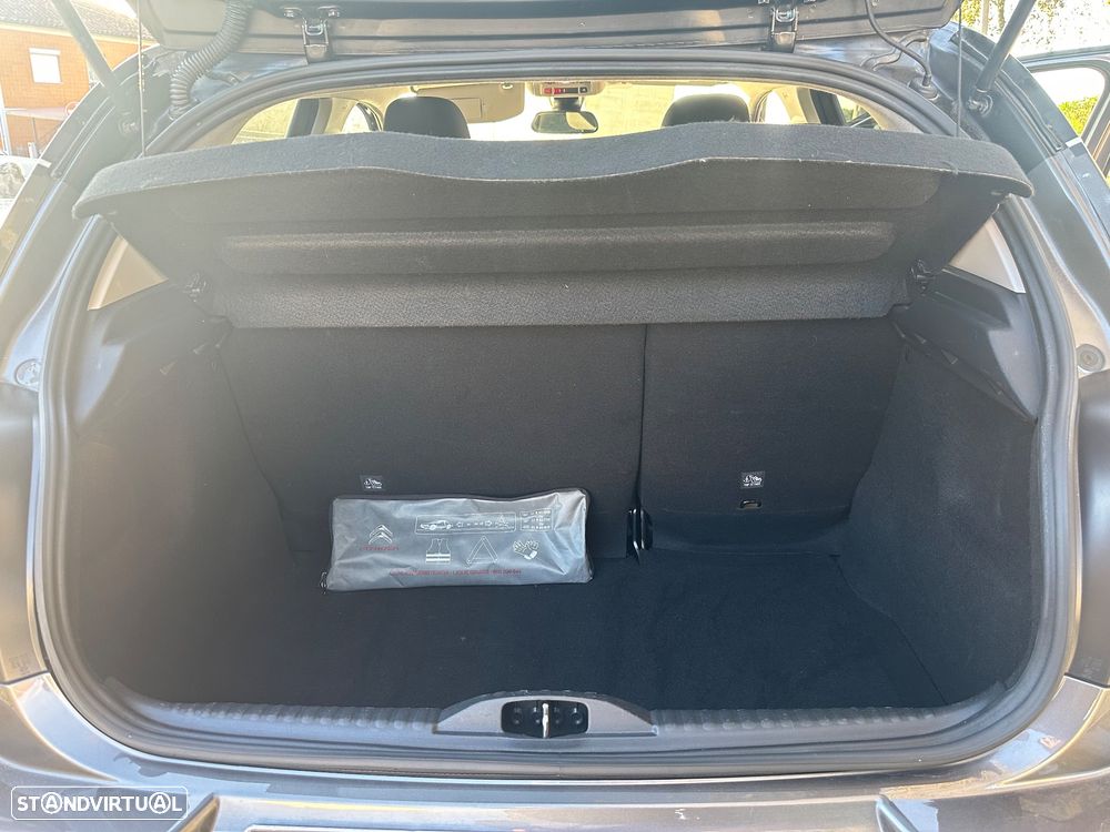 Citroën C3 1.2 PureTech Shine - 6