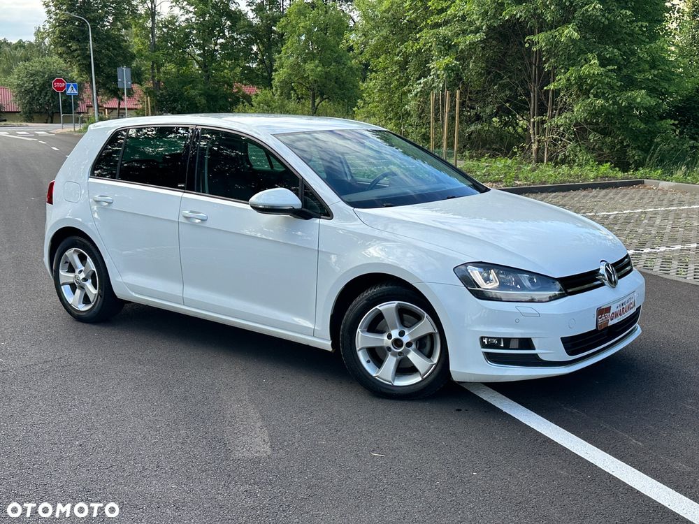 Volkswagen Golf 2.0 TDI SCR Highline - 17