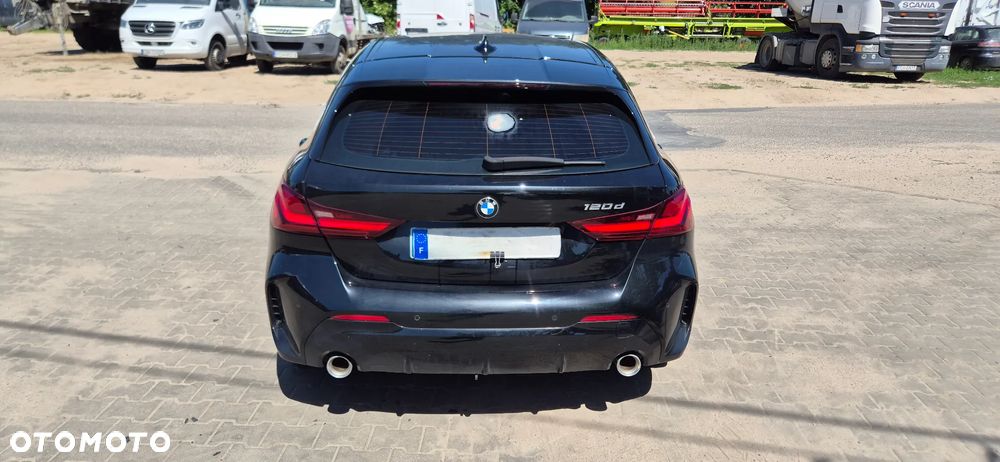 BMW Seria 1 120d M Sport - 11
