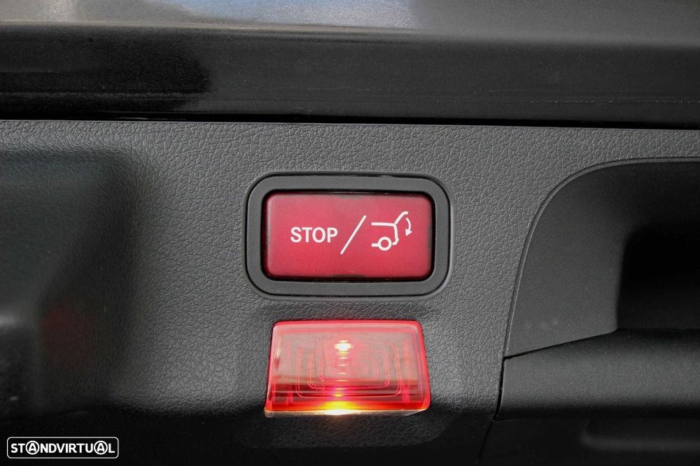 Mercedes-Benz CLA 180 d Shooting Brake Business Solutions Aut. - 11