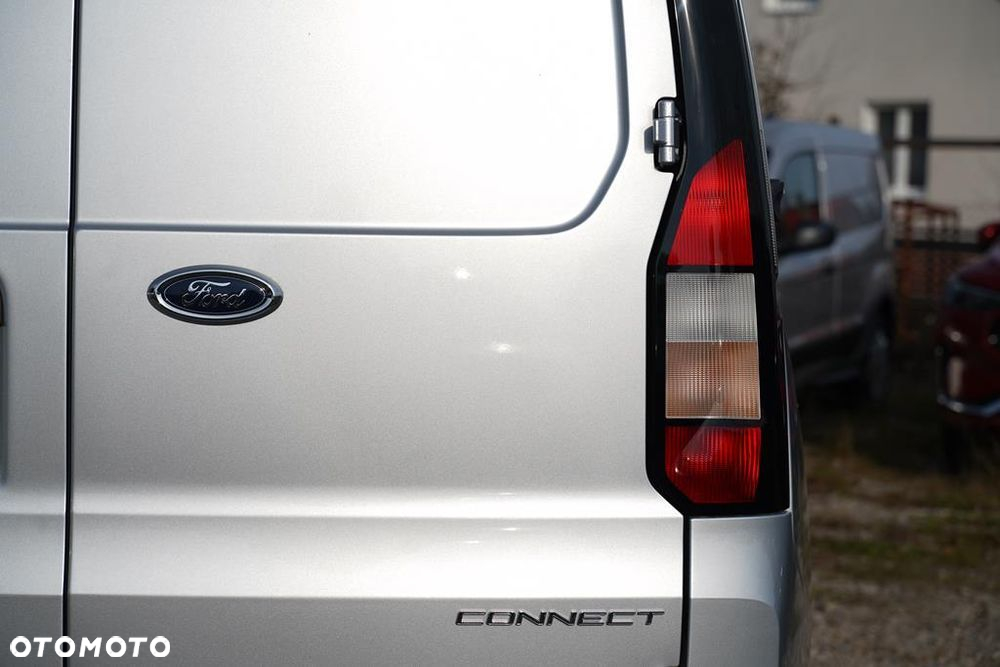 Ford Transit Connect '24 - 26