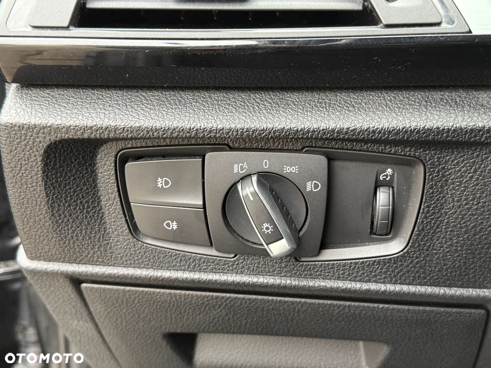 BMW Seria 1 118d - 17