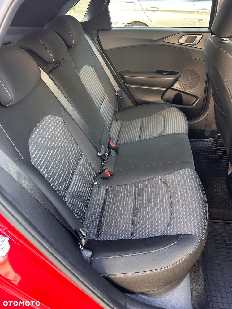 Kia Ceed 1.5 T-GDI M DCT - 36